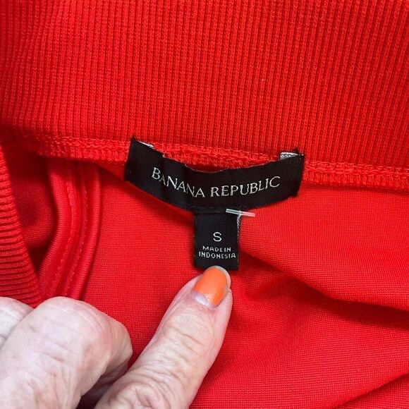 Banana Republic Womens Size Small Pull On Sweater Skirt Red Elastic Waist NWT - Picture 6 of 8